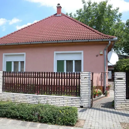 Дом отдыха In - Balaton 19801