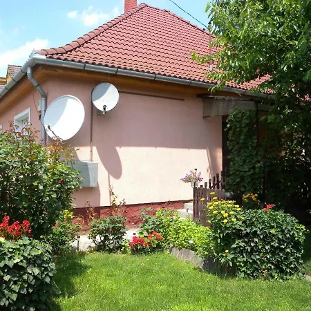 In - Balaton 19801 Дом отдыха *