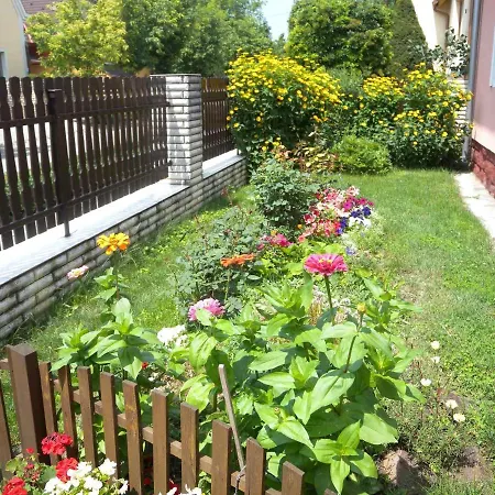 Дом отдыха In - Balaton 19801